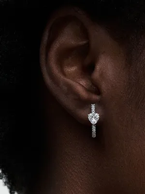Pendientes de Aro Corazón Brillante